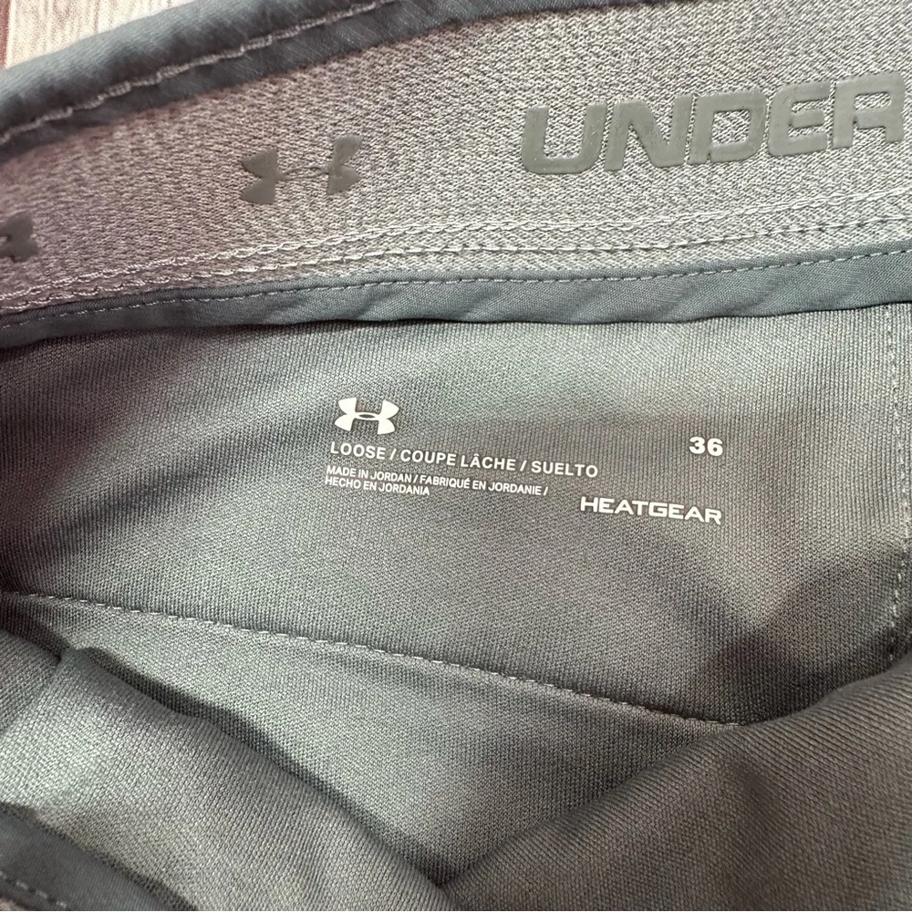 Under Armour UA golf loose shorts Mens 36